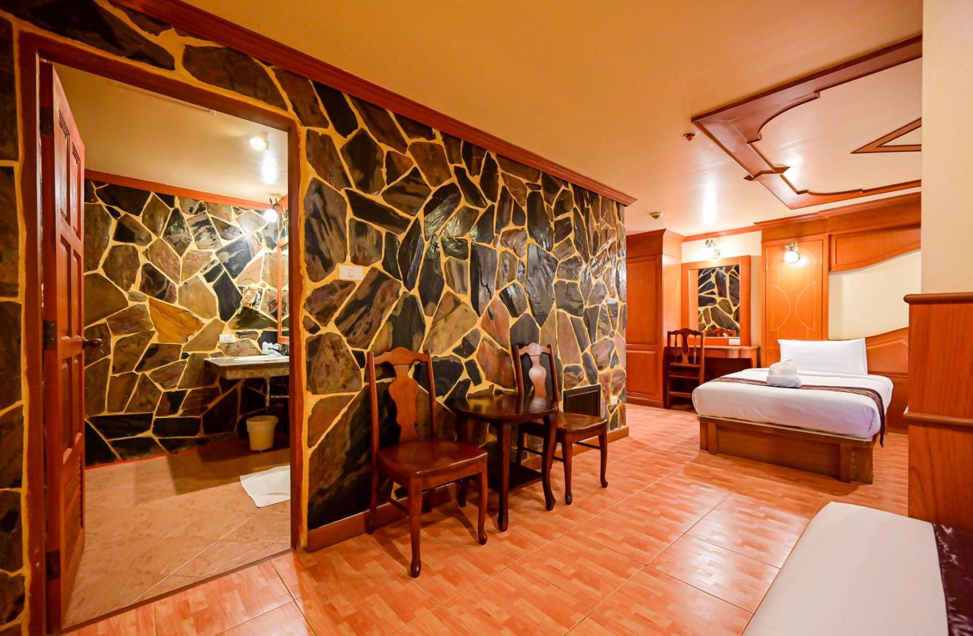 Tiger Complex Hotel Patong Εξωτερικό φωτογραφία