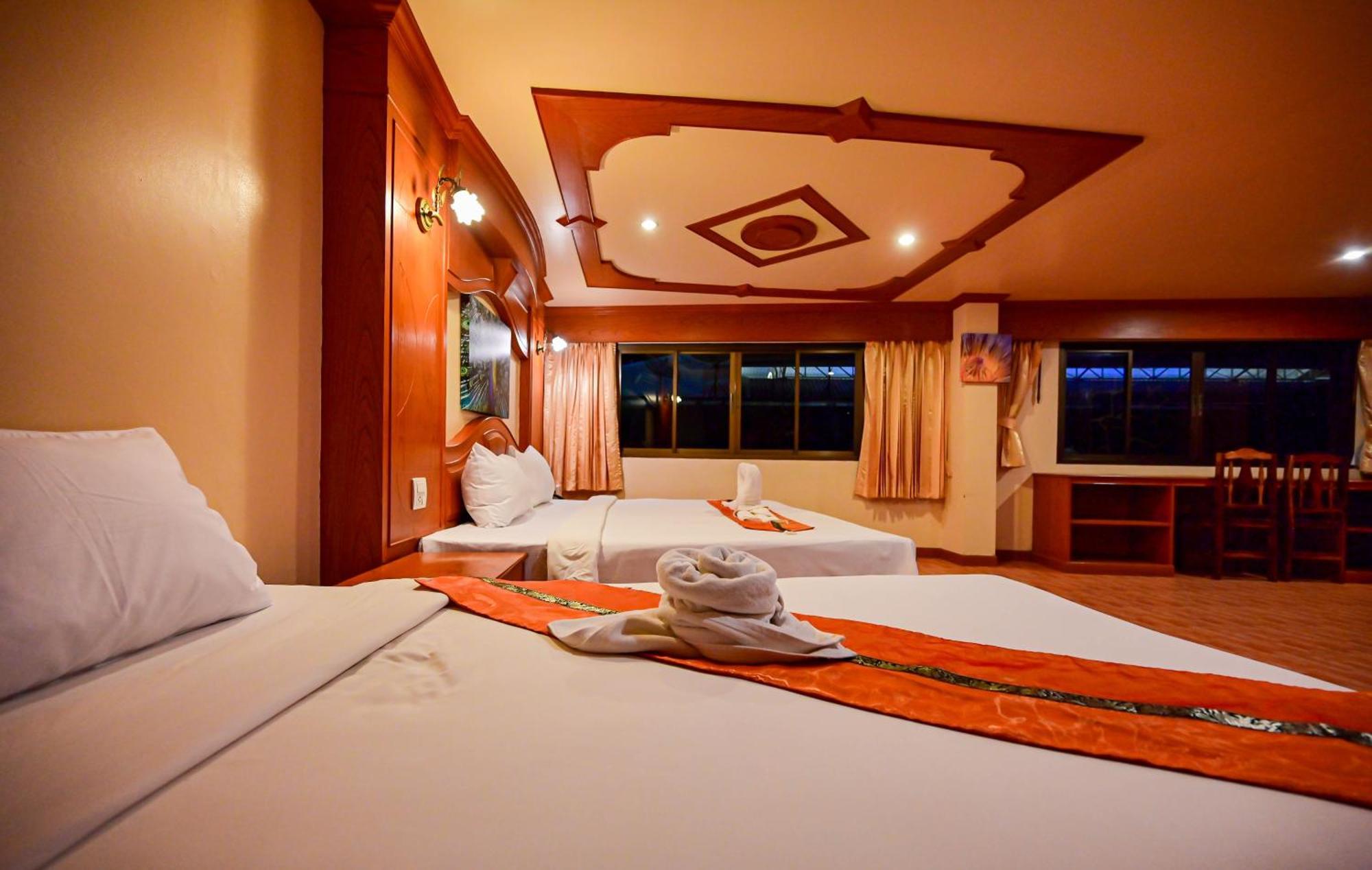 Tiger Complex Hotel Patong Εξωτερικό φωτογραφία
